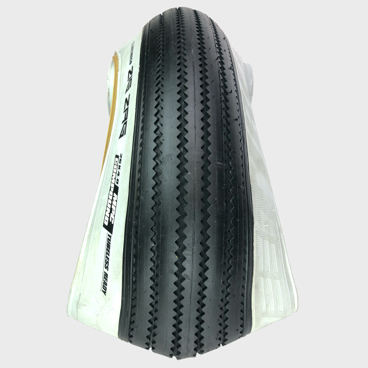 Vee Tire Zig  Zag  26x4 0 White  Wall Tire Folding Bead Multi 